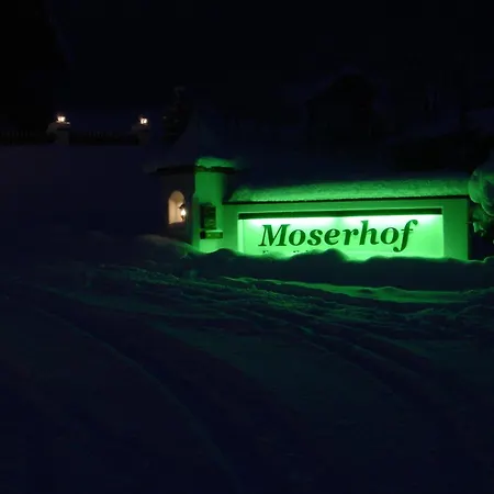 Moserhof Apartman *